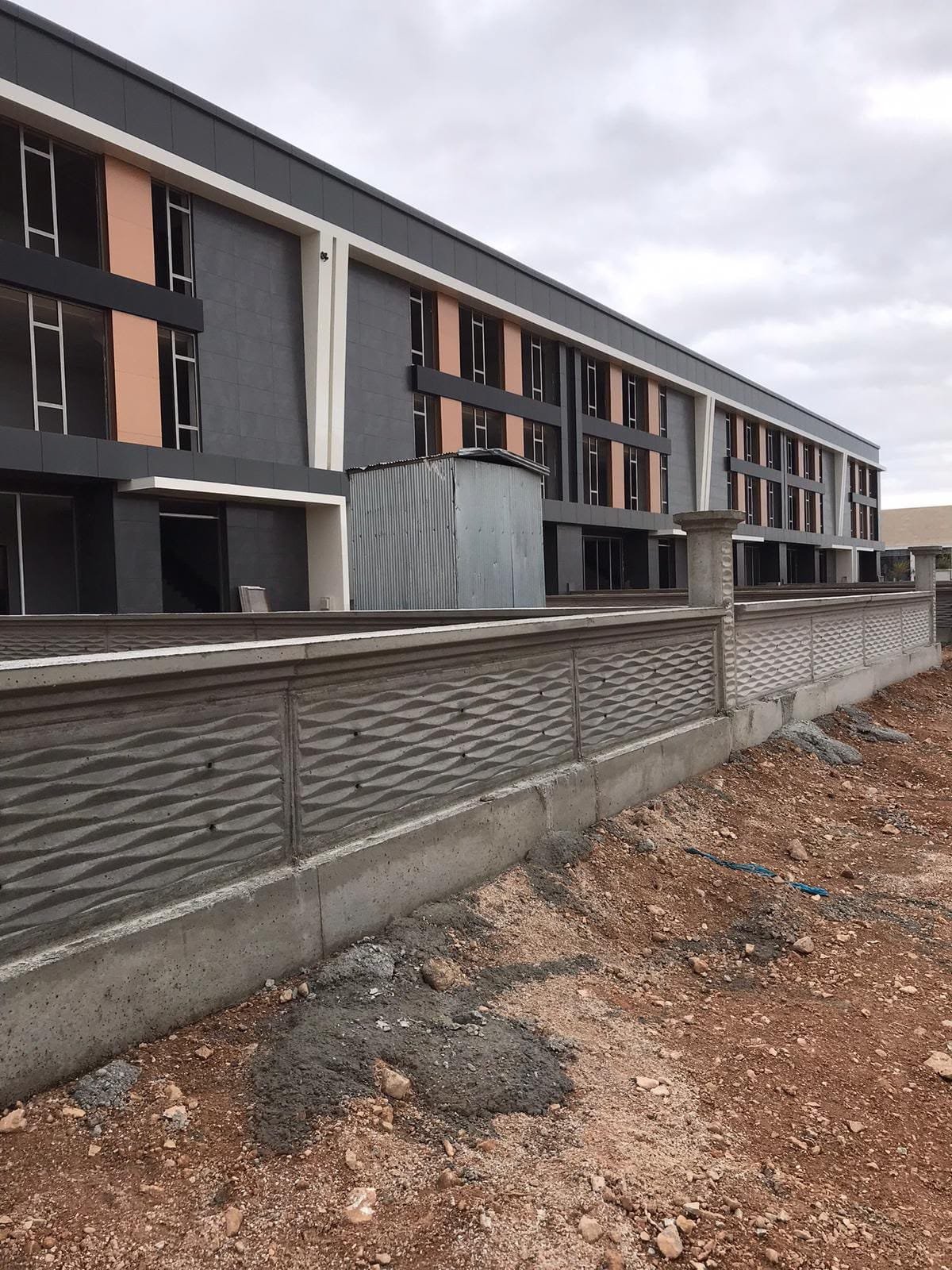 ankara desenli bahçe duvarı havlu duvarı, havuz yapımı ankara